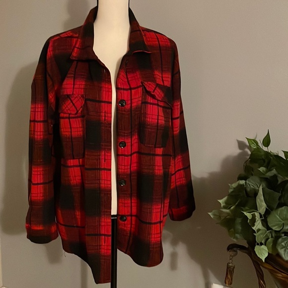 No Boundaries Jackets & Blazers - NO BOUNDARIES RED FLANNEL